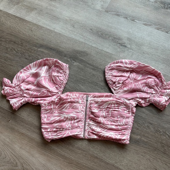 Saylor Gem Crop Puff Sleeve Blouse Top Size small perfect condition - Picture 8 of 8